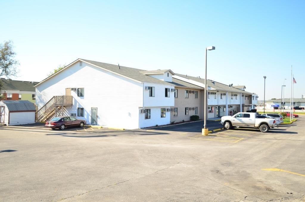 Luxury Inn & Suites Λίνκολν Εξωτερικό φωτογραφία